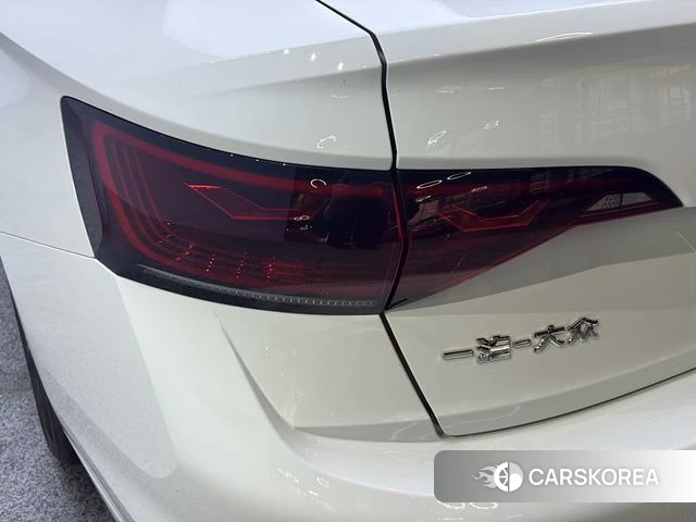 Volkswagen Sagitar id 4313849 из Китая 17