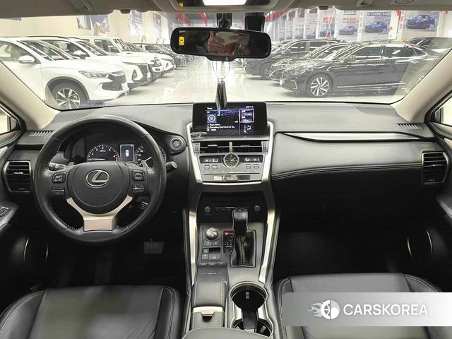 Lexus NX id 4207657 из Китая 15