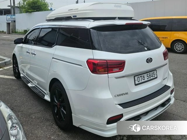 Kia The New Carnival id 4393646 из Кореи 15