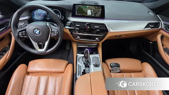 BMW 5 Series (G30) id 3369057 из Кореи 17