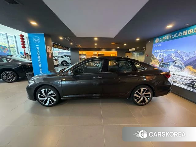 Volkswagen Sagitar id 4336023 из Китая 7