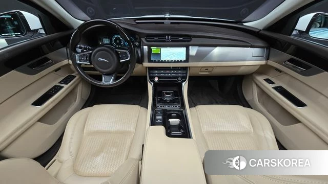 Jaguar XF (X260) id 3846042 из Кореи 17