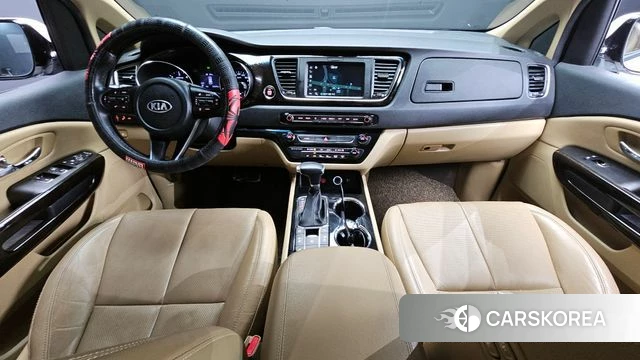 Kia The New Carnival id 3886100 из Кореи 17