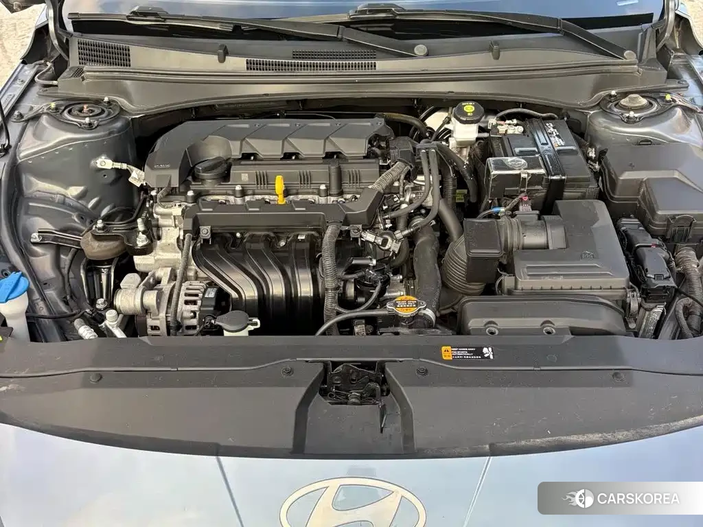 Hyundai Elantra id 4679489 из Китая 17