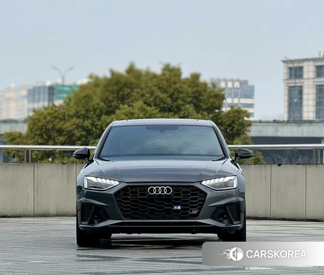 Audi A4L id 4301055 из Китая 8