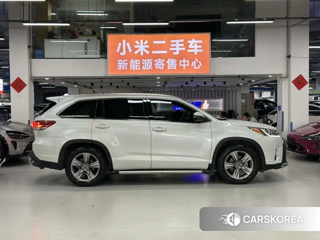Toyota Highlander id 4374634 из Китая 19