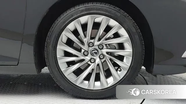 Lexus ES300h 7th generation id 3378613 из Кореи 17