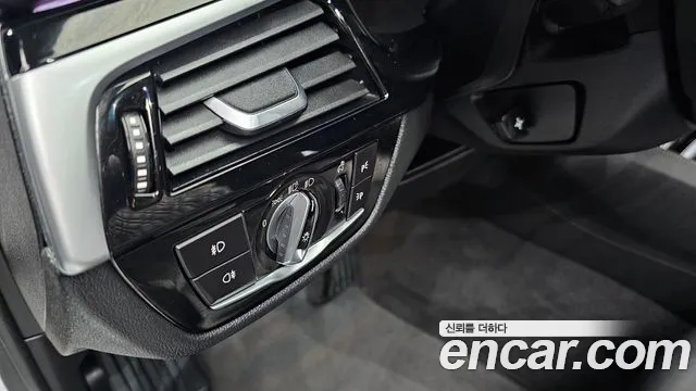 BMW 5 Series (G30) id 2699605 из Кореи 17