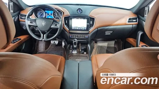 Maserati Ghibli id 2913129 из Кореи 17