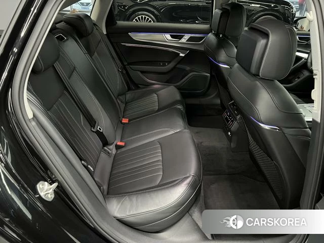 Audi A6L id 4212282 из Китая 7