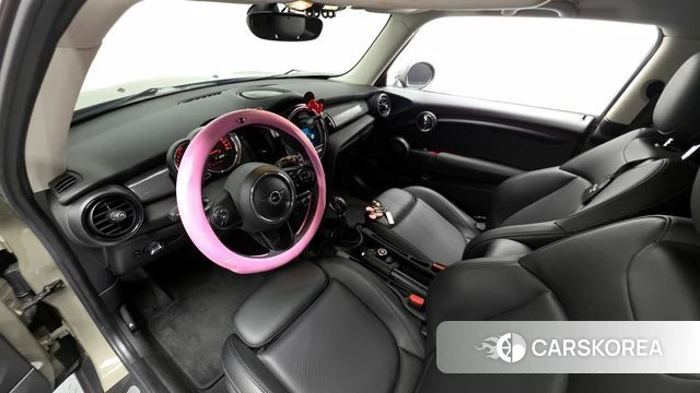 Mini Cooper id 4411121 из Кореи 27