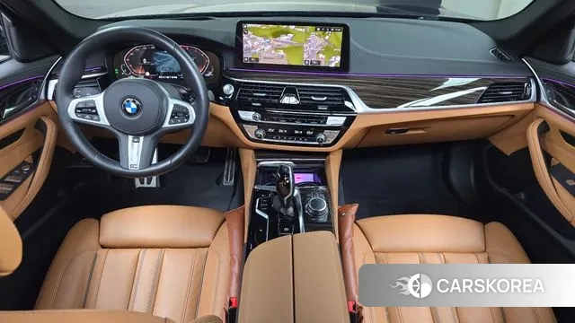 BMW 5 Series (G30) id 2989525 из Кореи 17