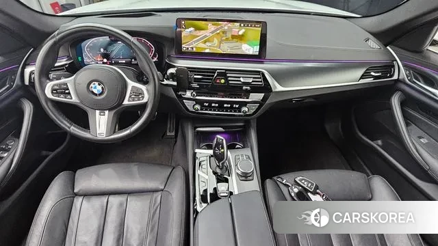 BMW 5 Series (G30) id 3174227 из Кореи 17