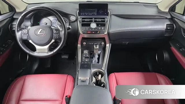 Lexus NX300h id 3439351 из Кореи 17