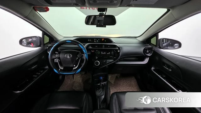 Toyota Prius C id 3834858 из Кореи 17