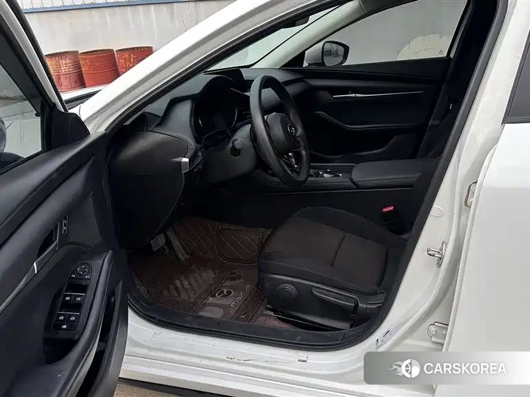 Mazda 3 id 4547929 из Китая 7