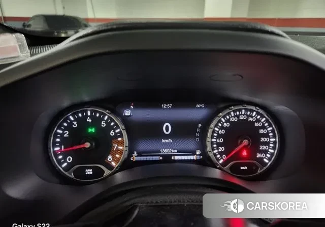 Jeep Renegade id 3054583 из Кореи 7