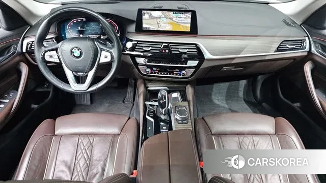 BMW 5 Series (G30) id 3717997 из Кореи 17