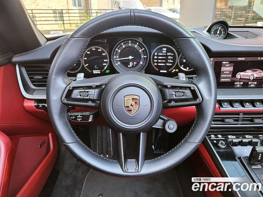 Porsche 911(992) id 1619420 из Кореи 17