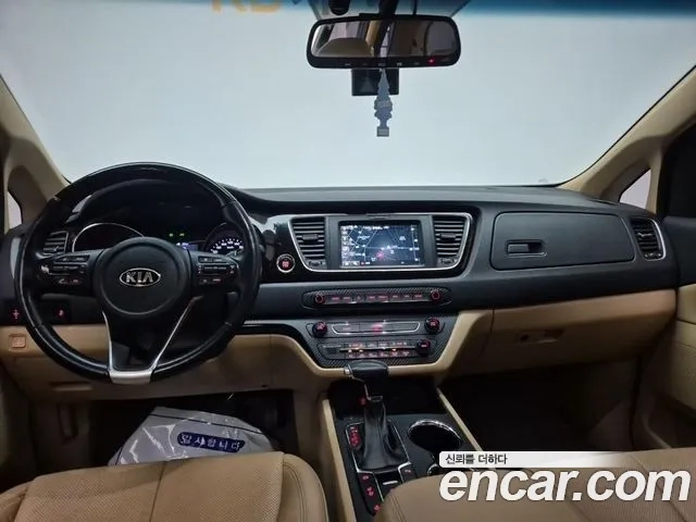 Kia The New Carnival id 2891962 из Кореи 17