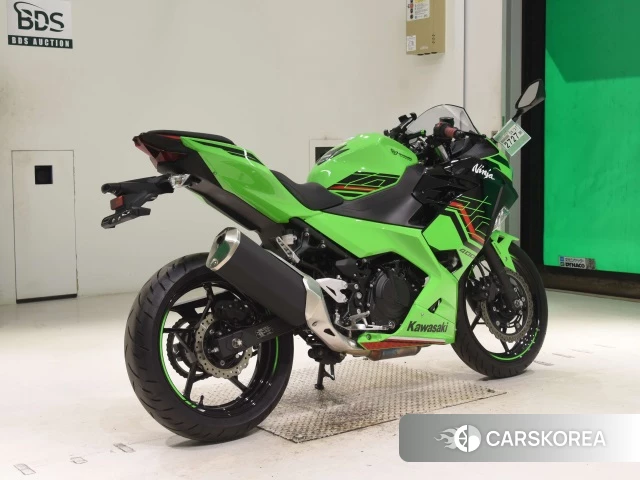 Kawasaki NINJA 400 2023 из Японии, фото 3