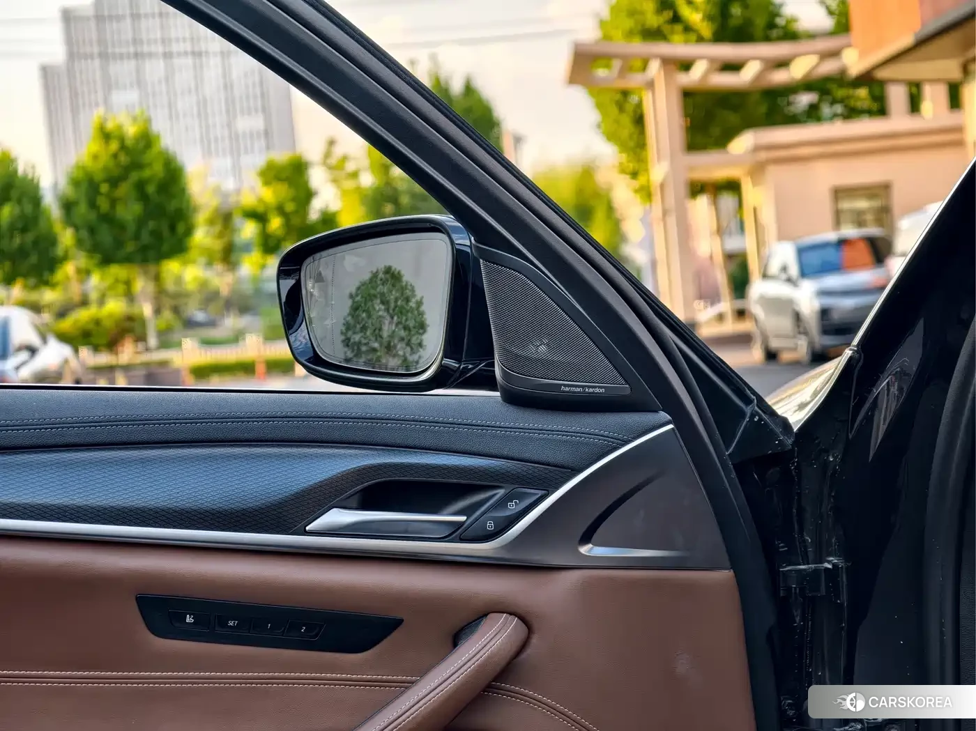 BMW 5 series id 4669336 из Китая 12