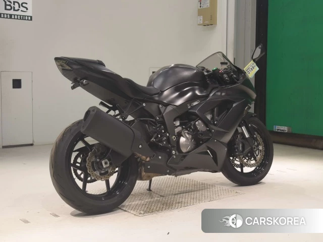 Kawasaki ZX-6R NINJA 2017 из Японии, фото 5