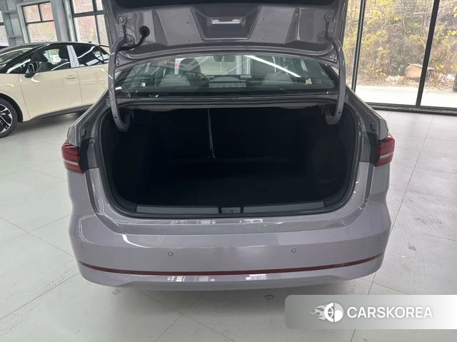 Volkswagen Lavida id 4298347 из Китая 13