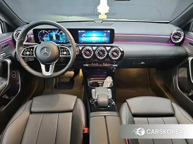 Mercedes-Benz A-Class W177 id 4355890 из Кореи 17