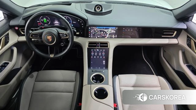 Porsche Taycan id 3902535 из Кореи 17