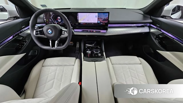 BMW 5 Series (G60) id 4934474 из Кореи 31