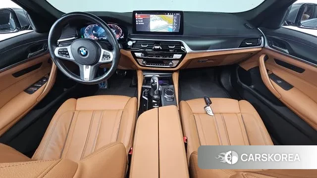 BMW 5 Series (G30) id 3415995 из Кореи 17