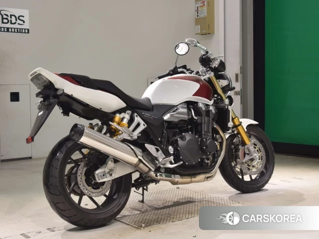 Проданный Honda CB1300SF SP 2026 из Японии, фото 4