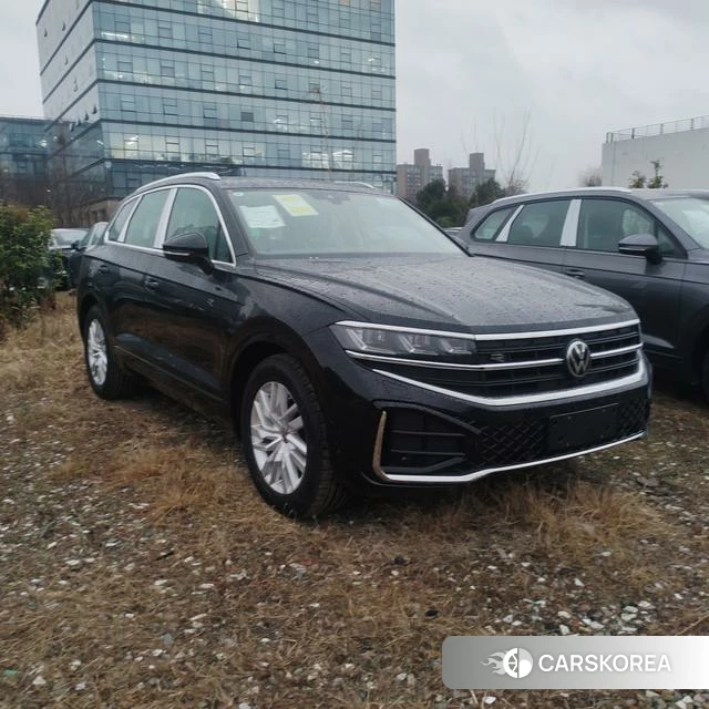 Volkswagen Touareg id 4359115 из Китая 12