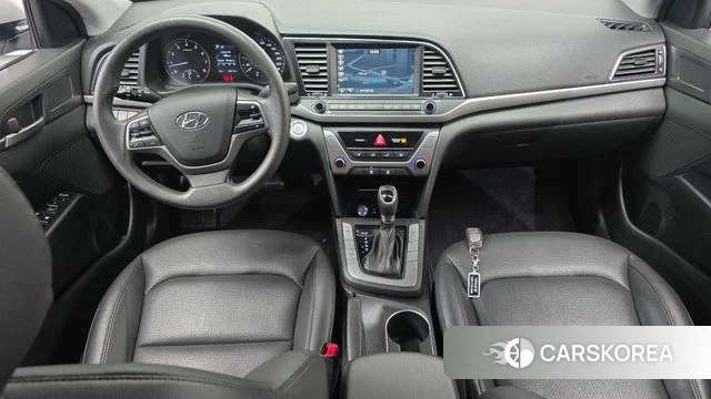 Hyundai Avante AD id 3917406 из Кореи 17