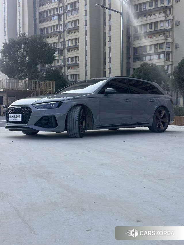 Audi RS 4 id 4272794 из Китая 16