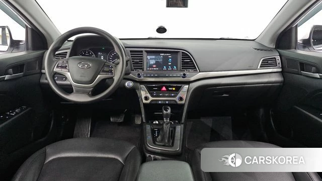 Hyundai Avante AD id 3943108 из Кореи 17