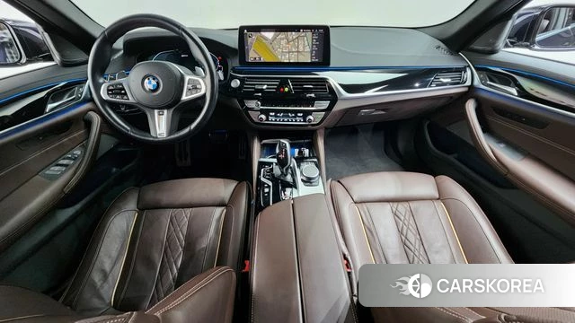 BMW 5 Series (G30) id 4389296 из Кореи 31