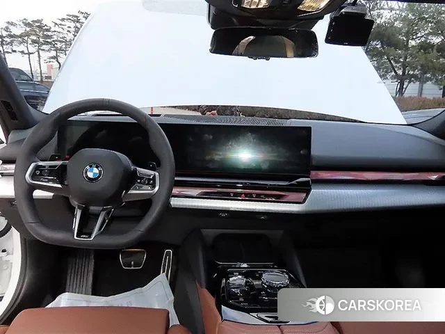 BMW 5 Series (G60) id 3554744 из Кореи 14