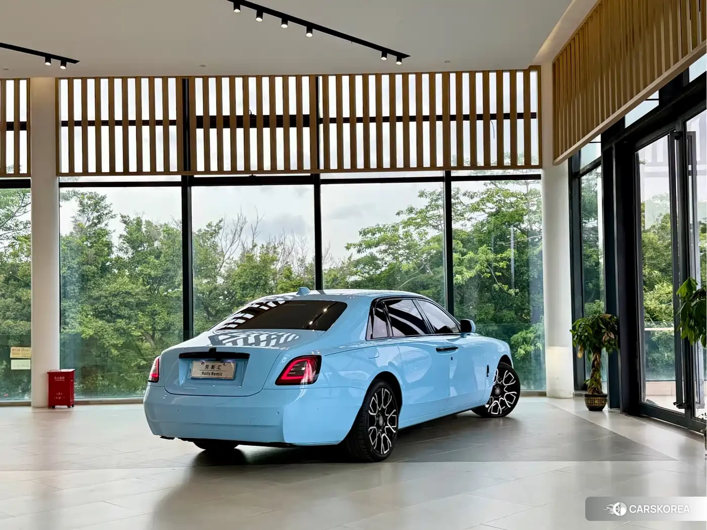 Rolls-Royce Gust id 4546566 из Китая 8
