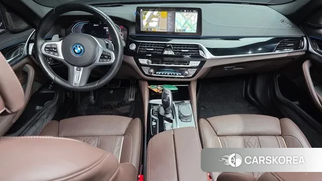 BMW 5 Series (G30) id 3629585 из Кореи 17