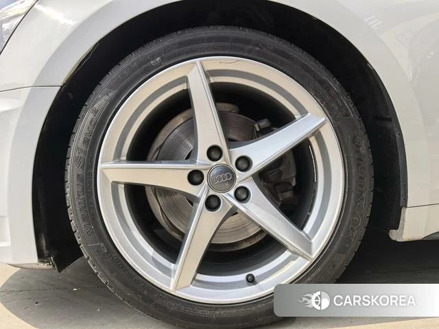 Audi A5 id 4219198 из Китая 17