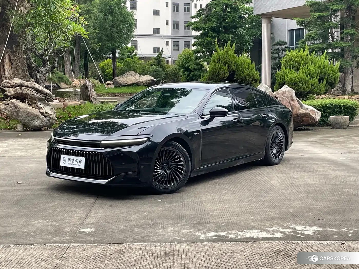 Toyota Crown id 4653895 из Китая 14