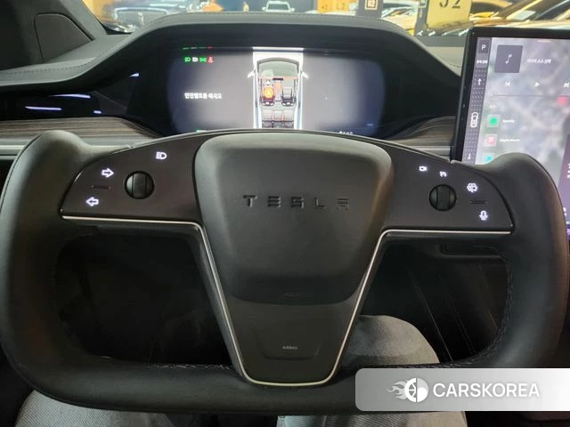Tesla Model X id 4635244 из Кореи 17