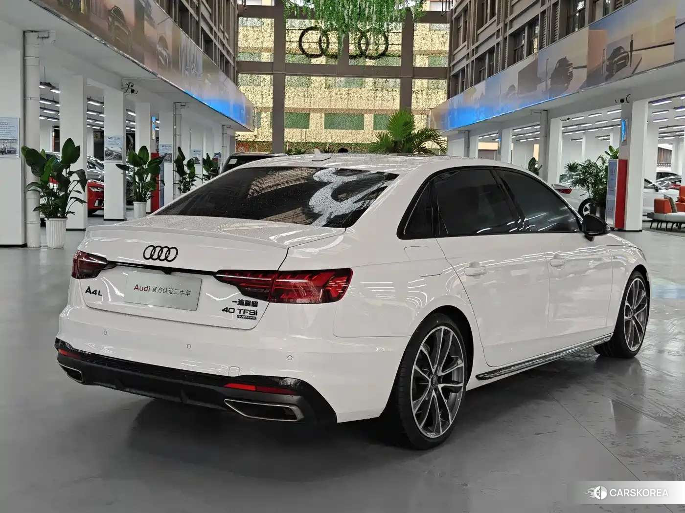 Audi A4L id 4548379 из Китая 12