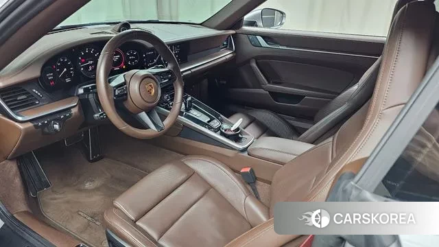 Porsche 911(992) id 3561323 из Кореи 17