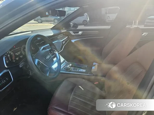 Audi A6 (C8) id 3360580 из Кореи 9