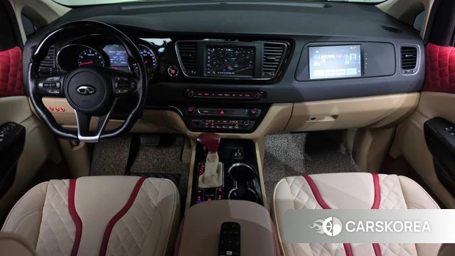 Kia The New Carnival id 4562960 из Кореи 17