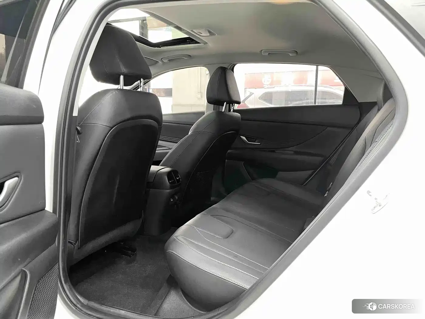 Hyundai Elantra id 4649310 из Китая 16