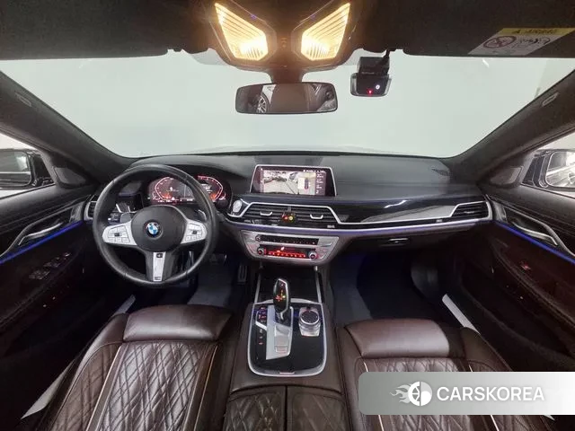 BMW 7 Series (G11) id 3697958 из Кореи 17